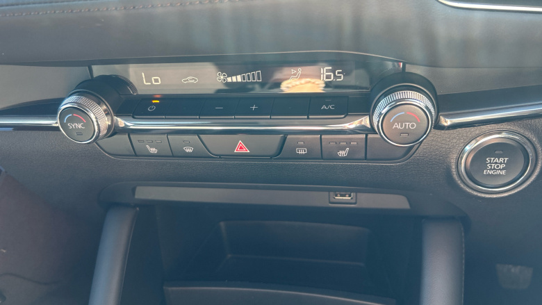 Mazda 3 2.0 e-Skyactiv G MHEV Sport Lux 5dr Petrol Hatchback
